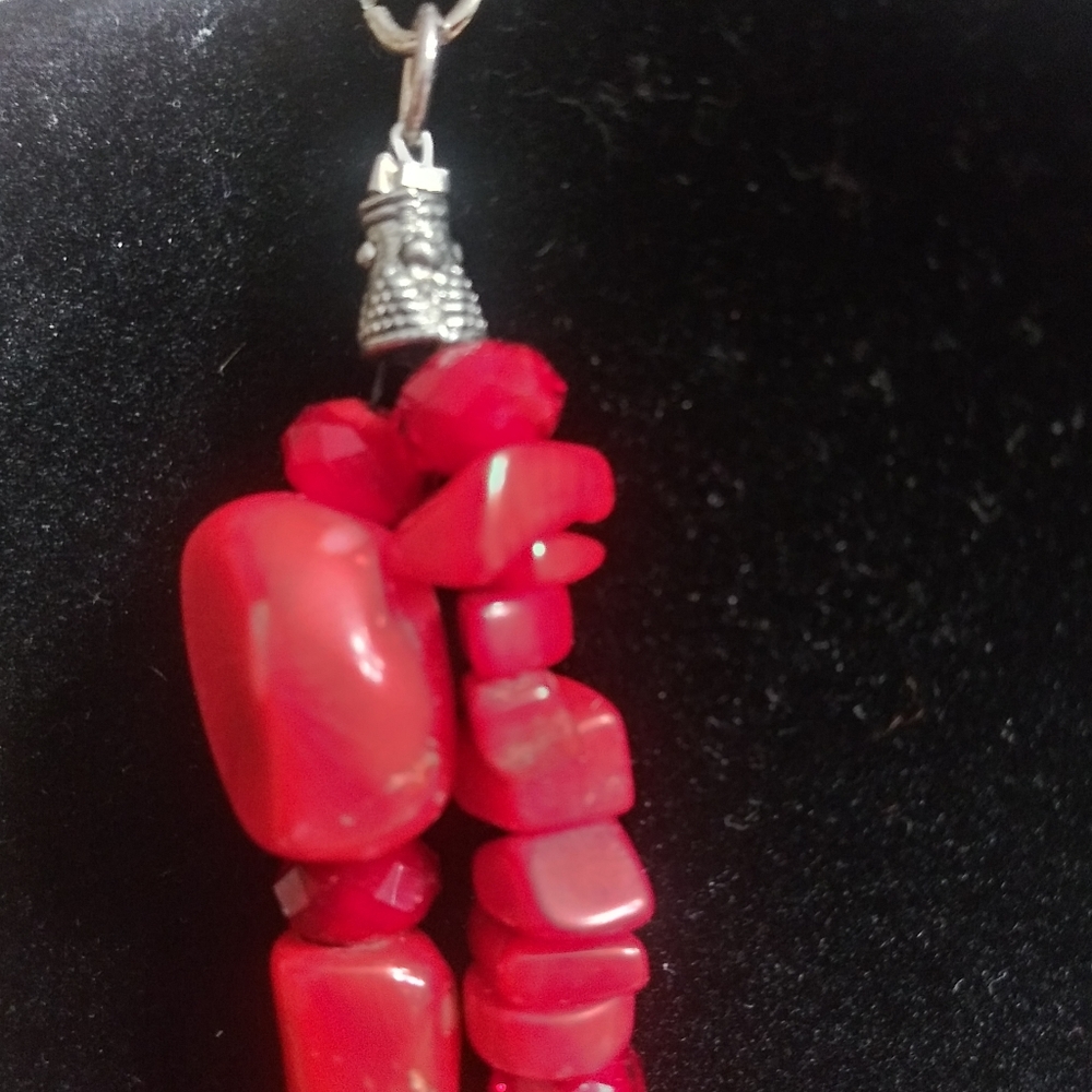 Necklace - Picture 3 of 3